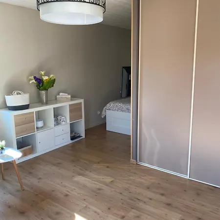 De La Pommeraie 3* Landeronde