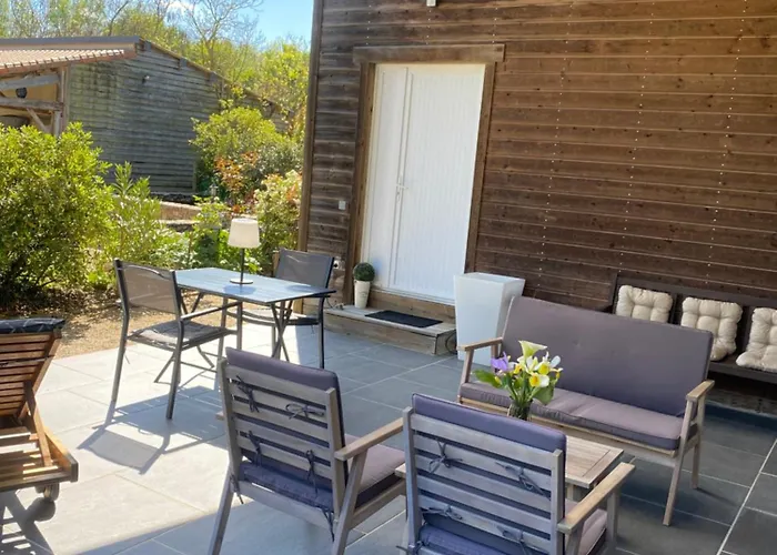 De La Pommeraie فندق مبيت وإفطار